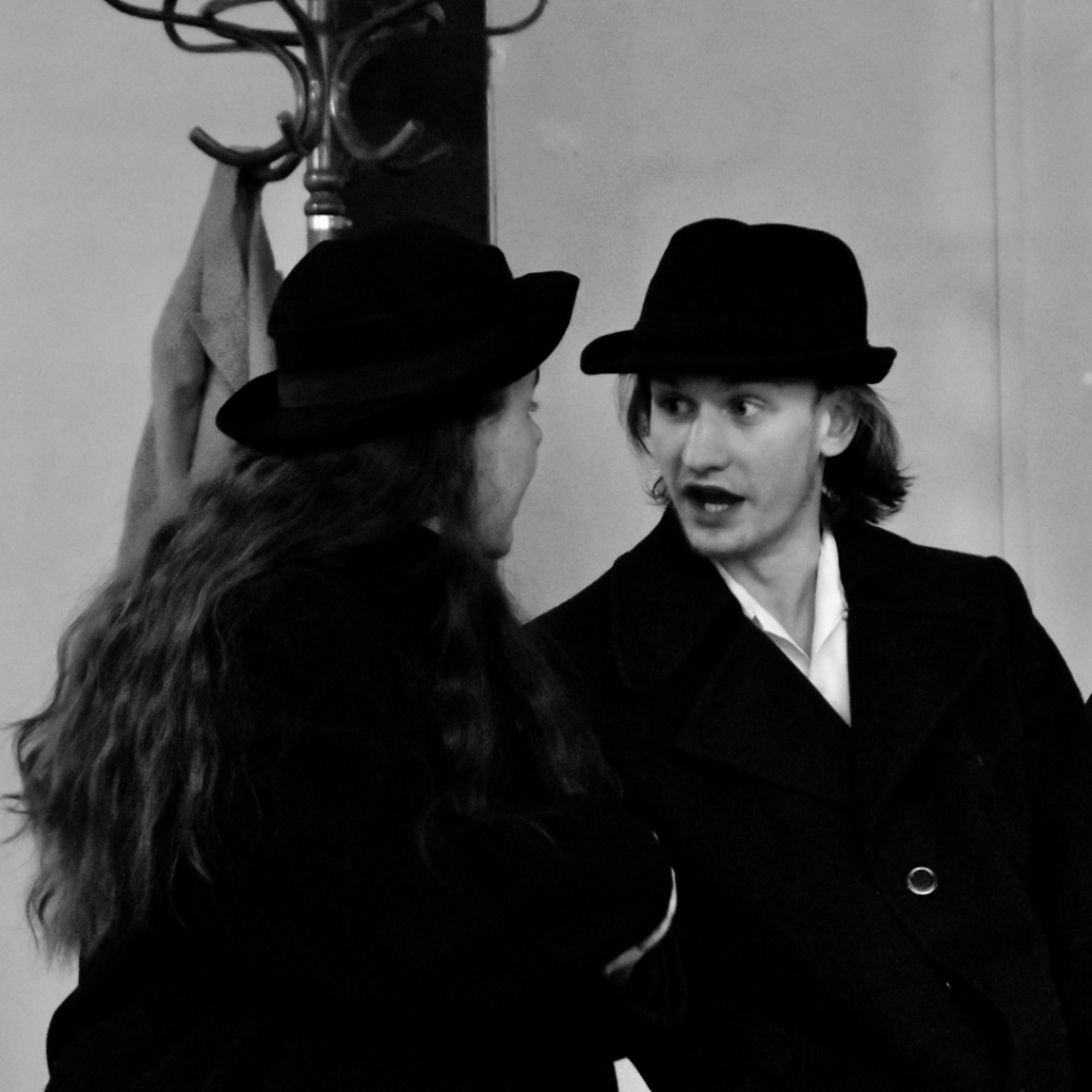 dentellieres-pourpres-theatre-paris-coaching-comediens-improvisation-monsieur-joseph